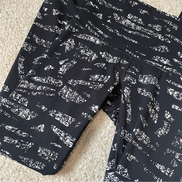 Lululemon align leggings - Picture 3 of 4